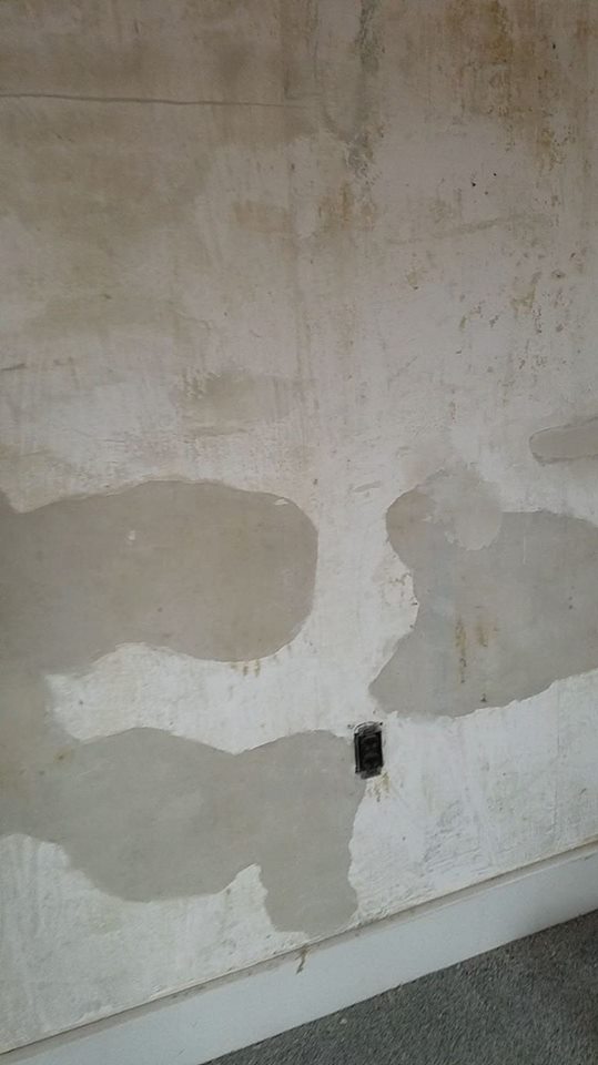 how to smooth out old plaster walls
